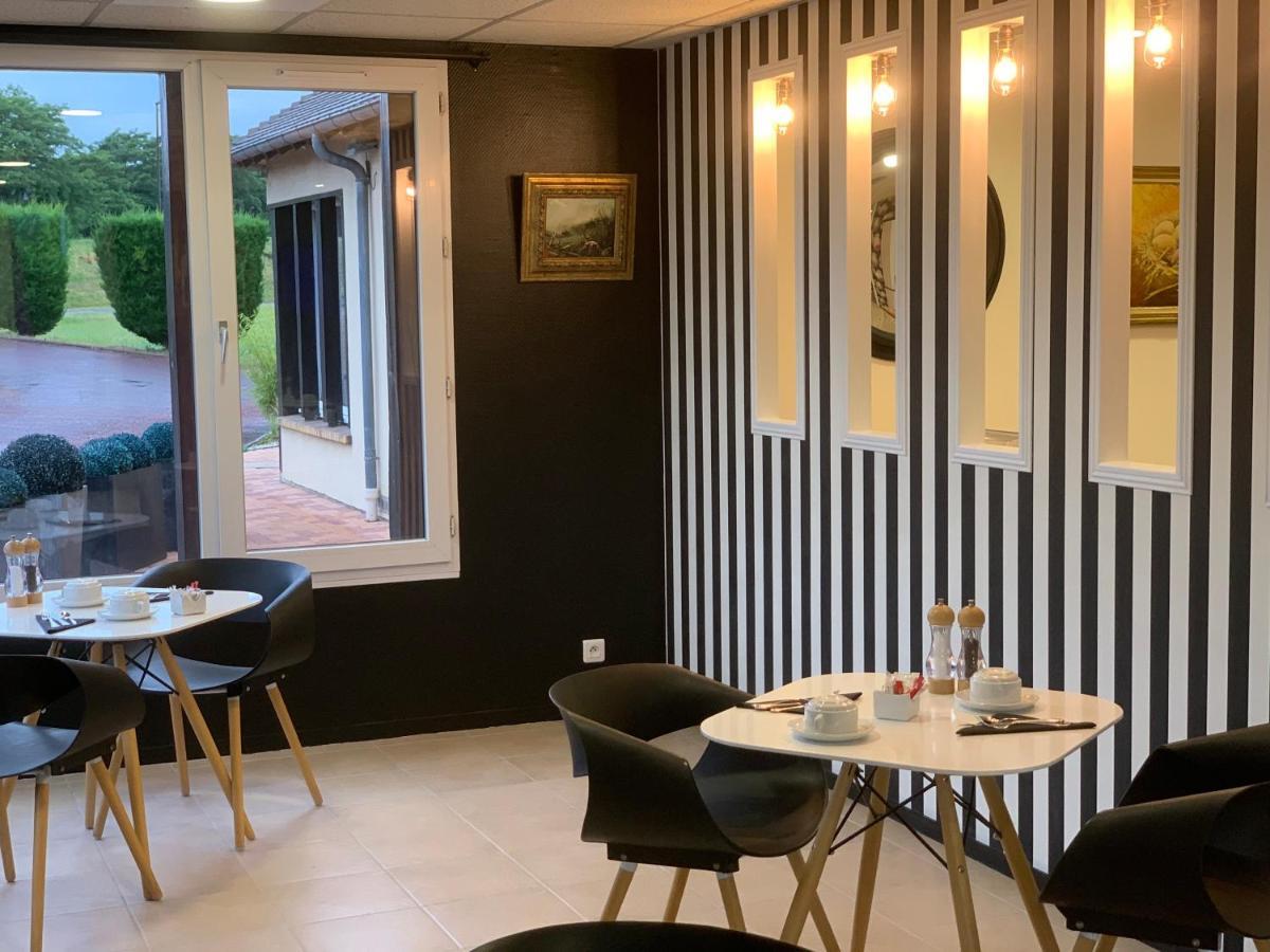 Hotel Restaurant Baryton Saint-Marcel  Exterior photo